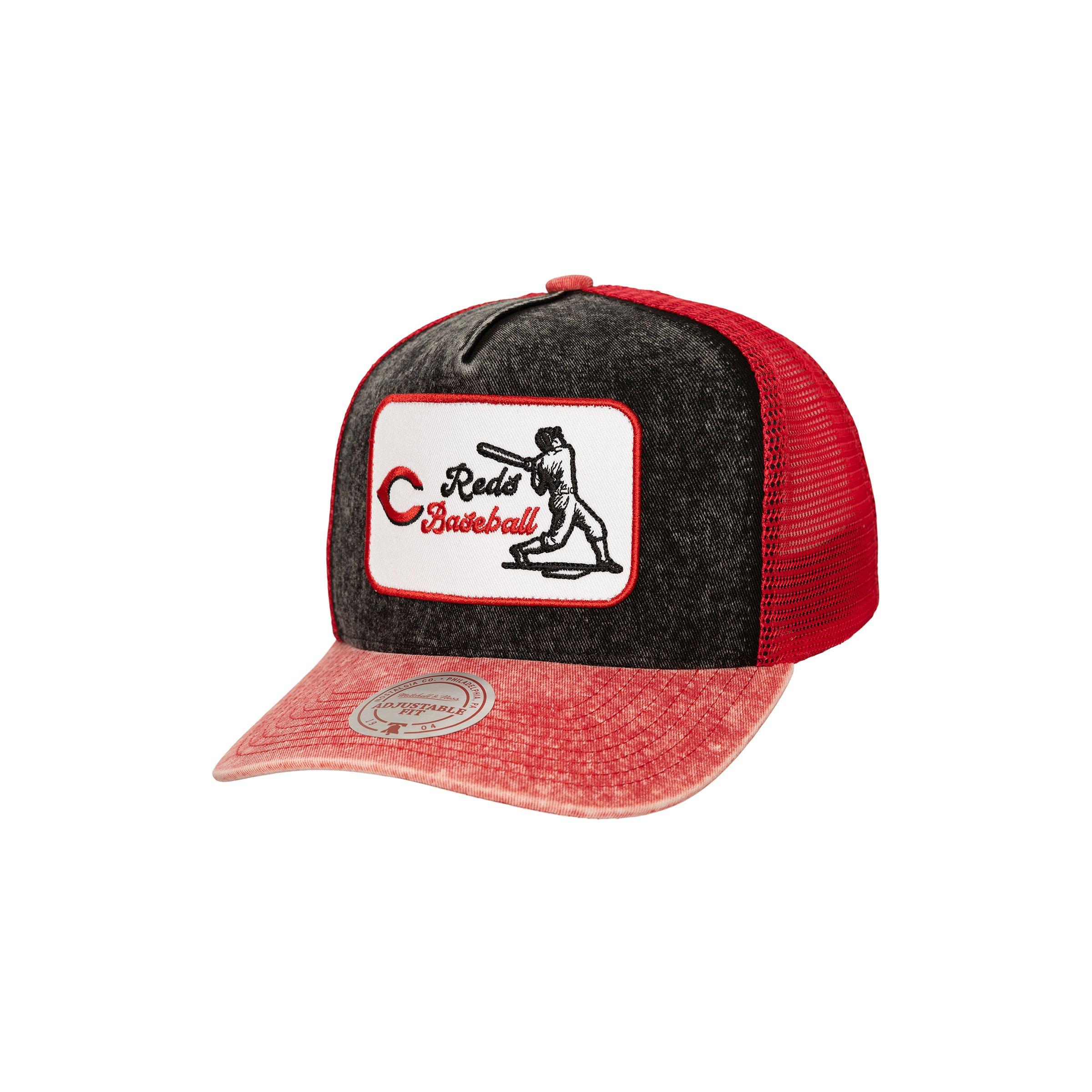 Mitchell & Ness Cincinnati Reds Hometown Trucker Snapback Hat - Black - BLACK